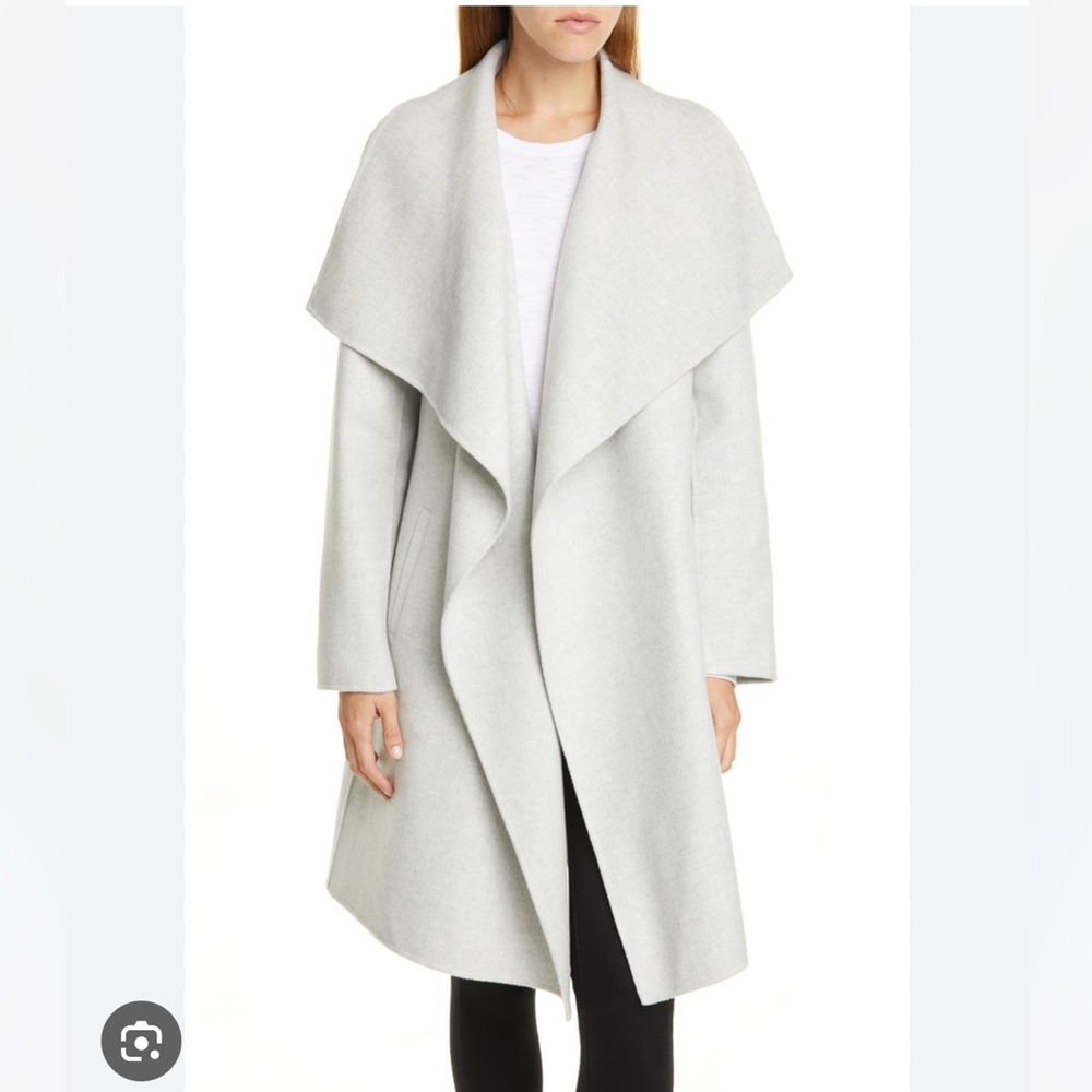 NWOT Nordstrom Signature Grey Waterfall Coat size XS